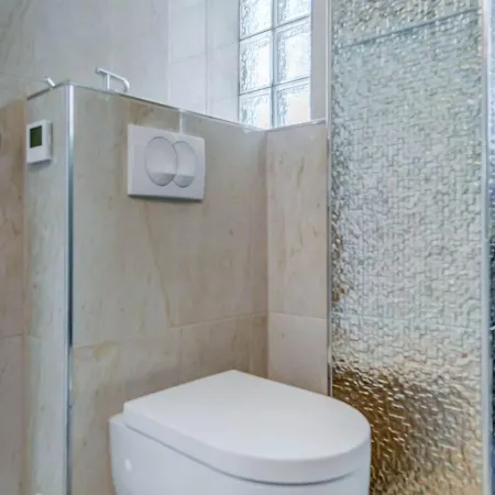Apartment Spacious In Arbanija With Terrace *