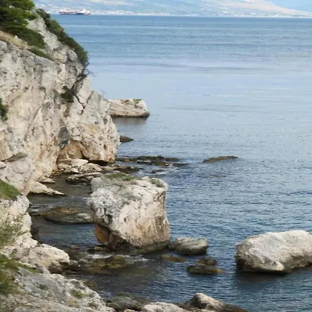 Spacious In Arbanija With Terrace