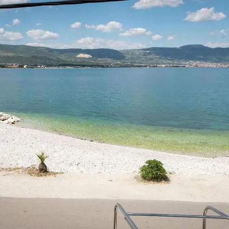 Spacious In Arbanija With Terrace *